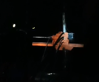 氣動探水鉆機，風(fēng)動架柱式回轉(zhuǎn)鉆機效果不錯